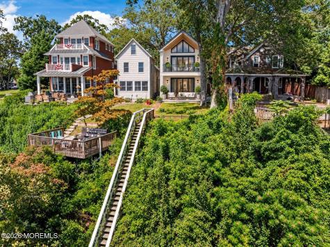128 E Camp Walk Island Heights NJ 08732