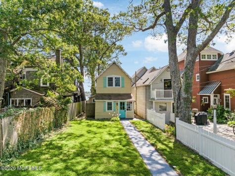 128 E Camp Walk Island Heights NJ 08732
