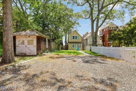 128 E Camp Walk Island Heights NJ 08732