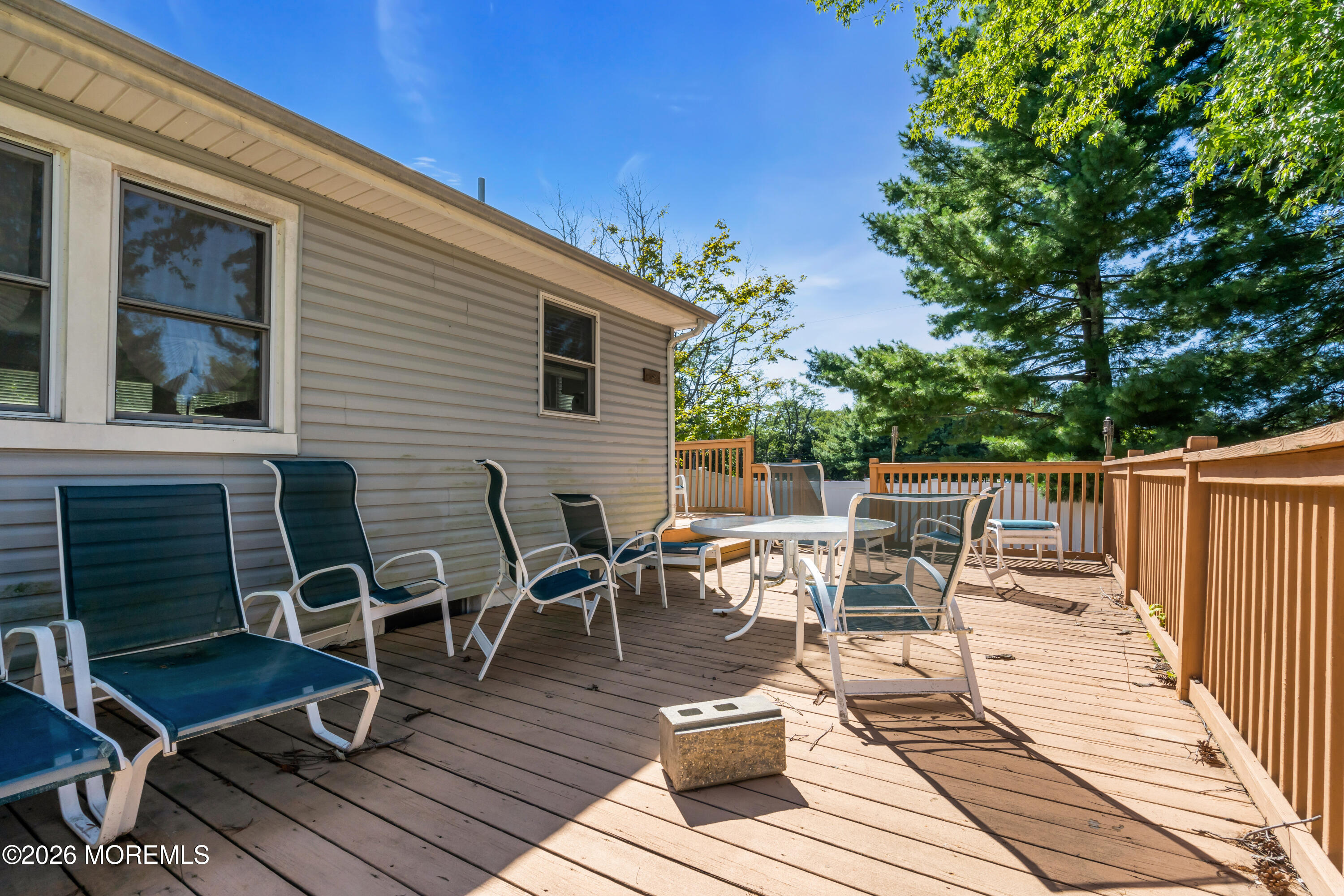 559 Dow Avenue Oakhurst NJ 07755
