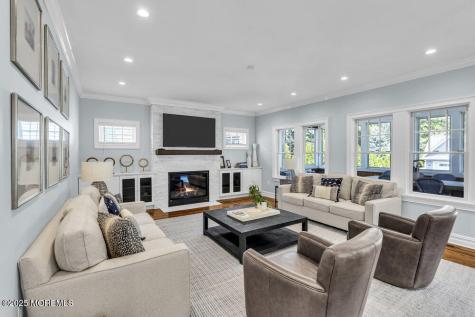 524 Longstreet Avenue Brielle NJ 08730