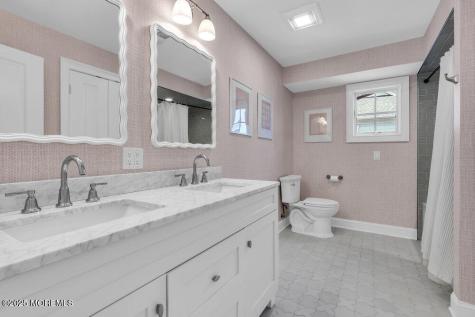 524 Longstreet Avenue Brielle NJ 08730