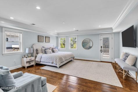 524 Longstreet Avenue Brielle NJ 08730