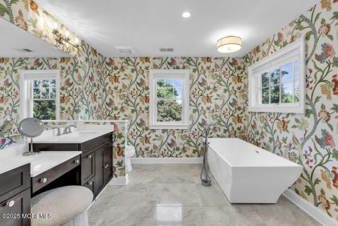 524 Longstreet Avenue Brielle NJ 08730