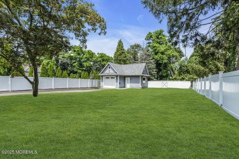 524 Longstreet Avenue Brielle NJ 08730