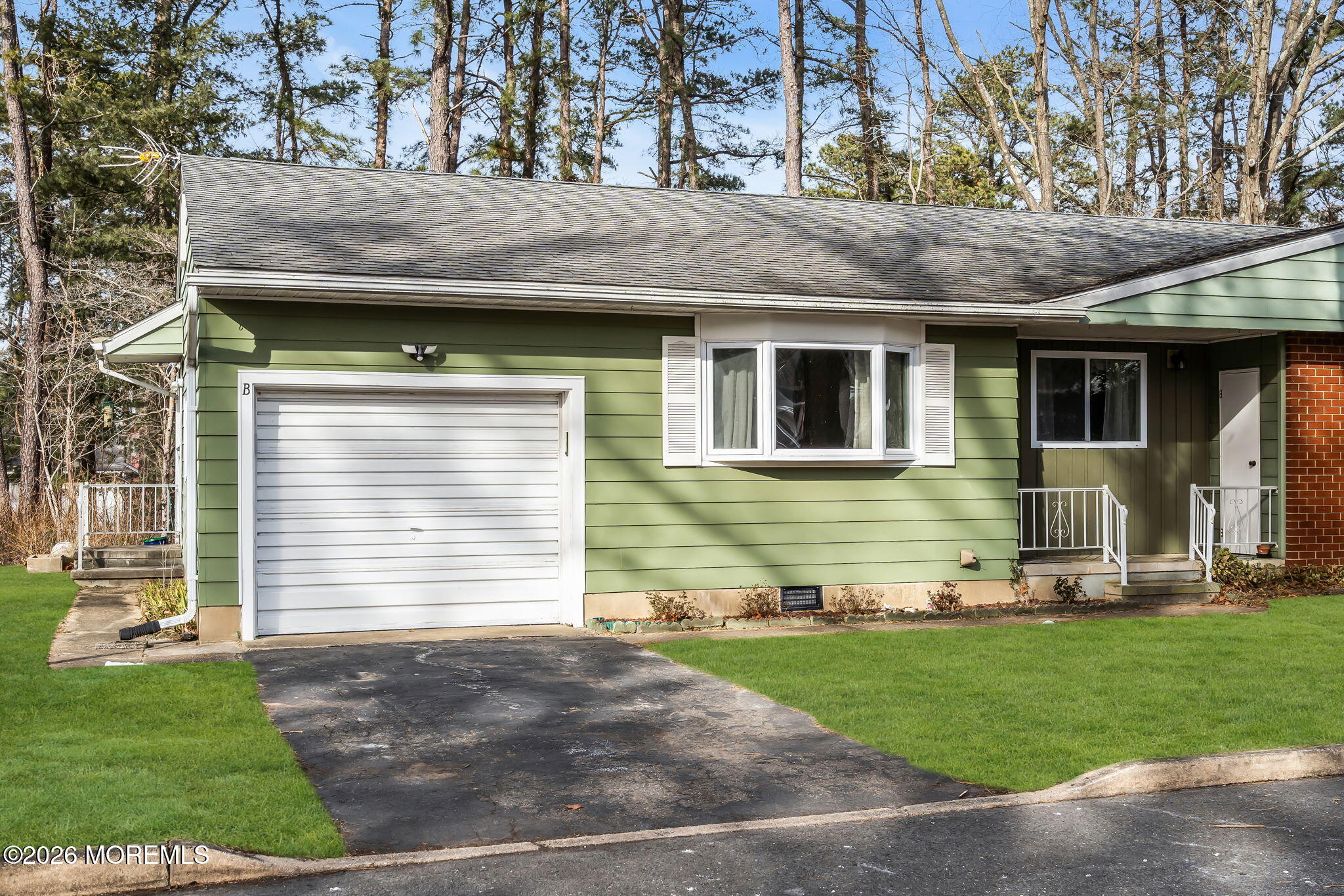 3 New Hampshire Lane Manchester NJ 08759