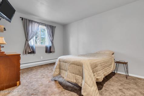 3 New Hampshire Lane Manchester NJ 08759