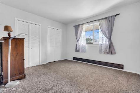 3 New Hampshire Lane Manchester NJ 08759