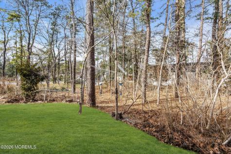 3 New Hampshire Lane Manchester NJ 08759