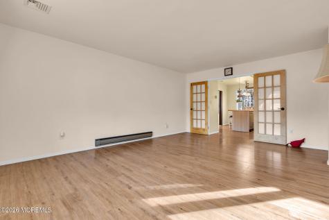 3 New Hampshire Lane Manchester NJ 08759