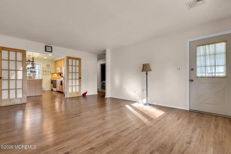 3 New Hampshire Lane Manchester NJ 08759