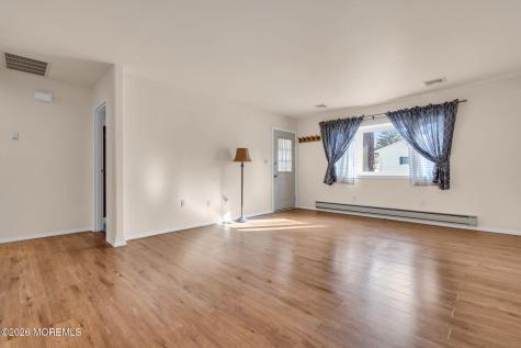 3 New Hampshire Lane Manchester NJ 08759