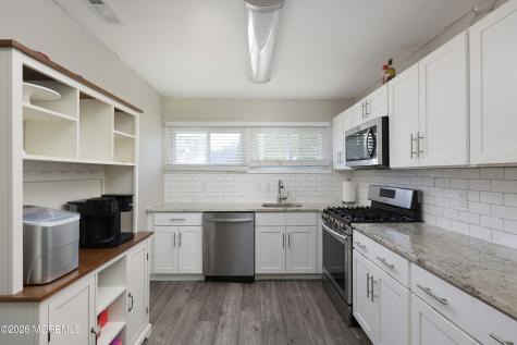 33 Pine Tree Road Old Bridge NJ 08857