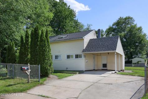 33 Pine Tree Road Old Bridge NJ 08857