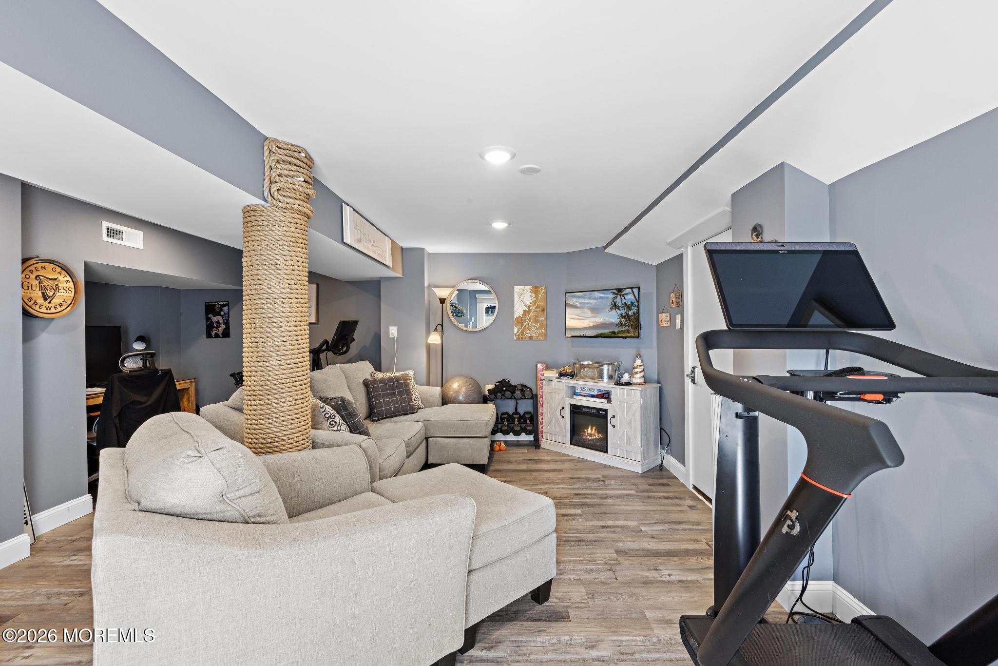 48 N 11th Street Surf City NJ 08008