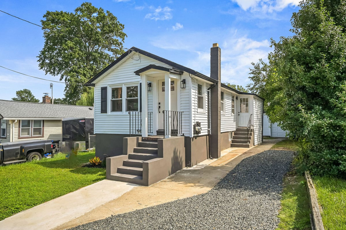 181 Hilltop Boulevard Old Bridge NJ 08857