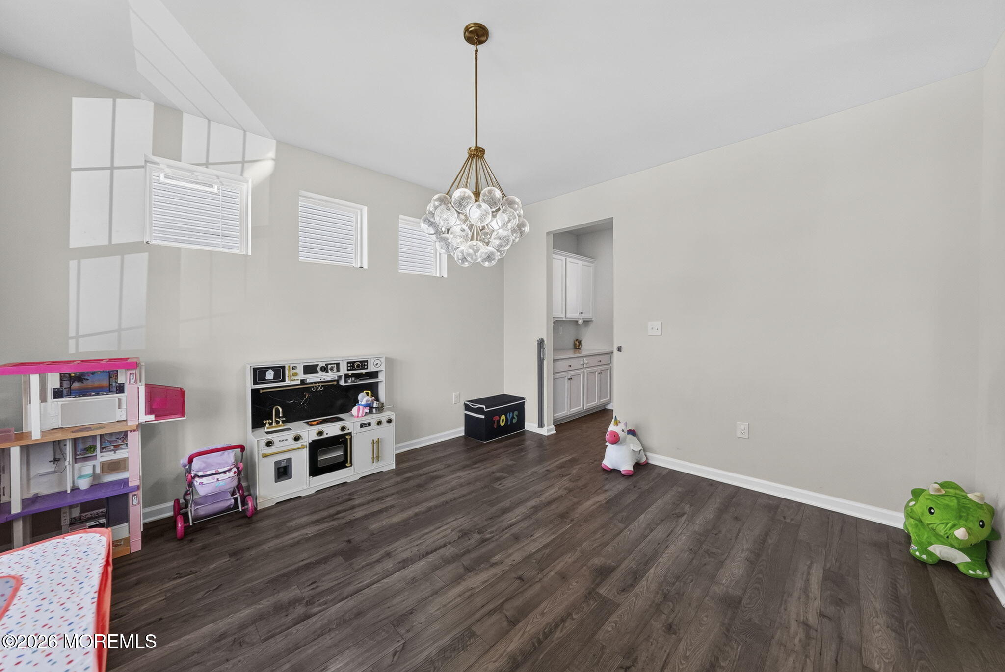 30 Holloway Avenue Manahawkin NJ 08050