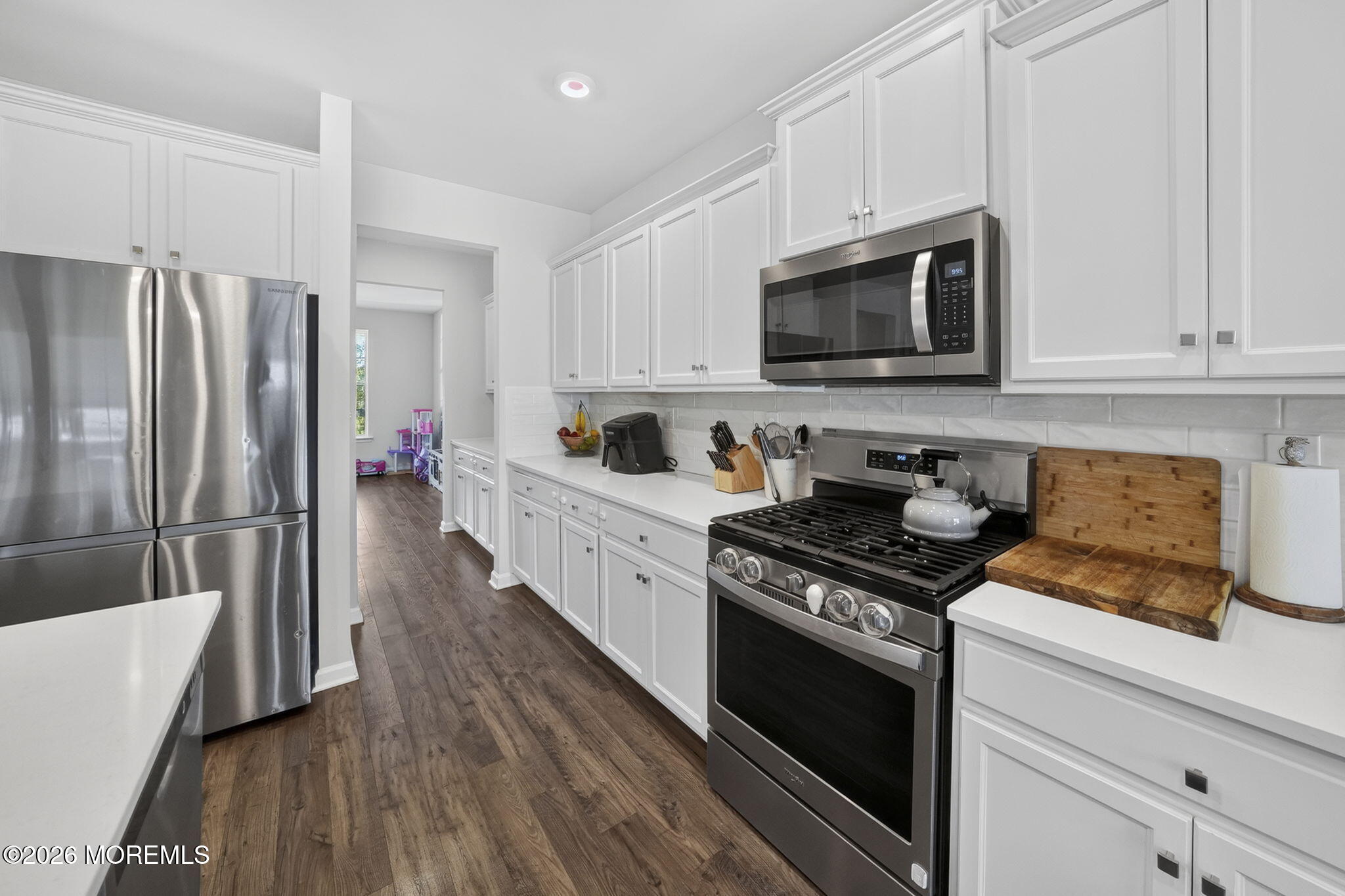 30 Holloway Avenue Manahawkin NJ 08050