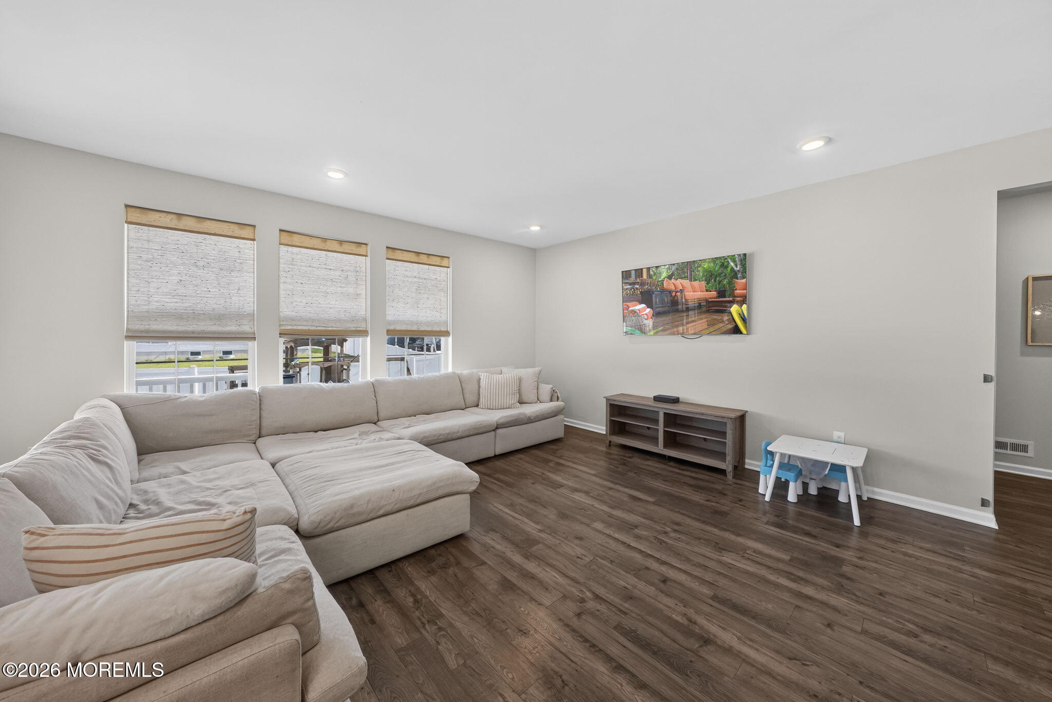 30 Holloway Avenue Manahawkin NJ 08050