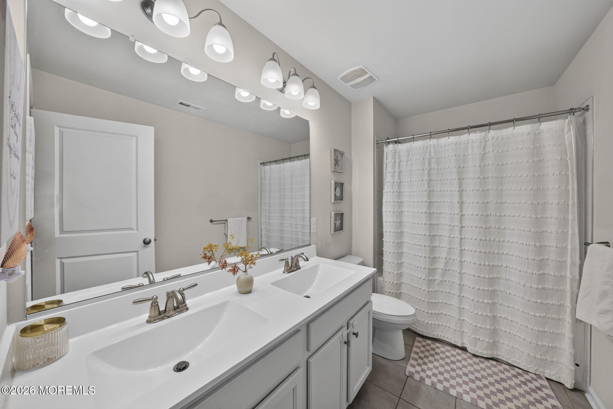 30 Holloway Avenue Manahawkin NJ 08050