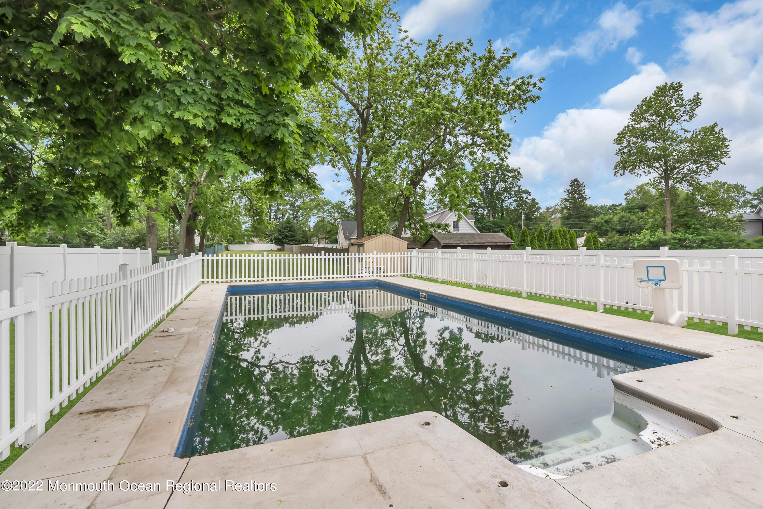 370 W Park Avenue Oakhurst NJ 07755