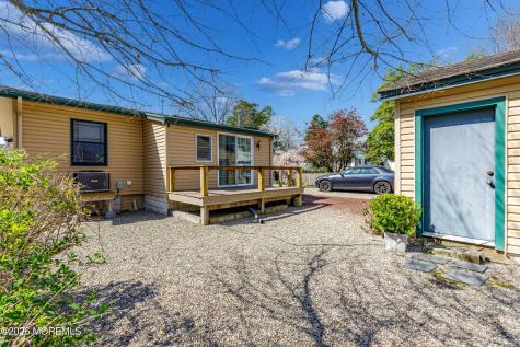 37 E Lakewood Avenue Ocean Gate NJ 08740