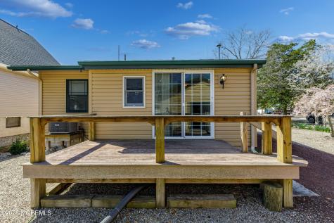 37 E Lakewood Avenue Ocean Gate NJ 08740