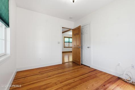 37 E Lakewood Avenue Ocean Gate NJ 08740