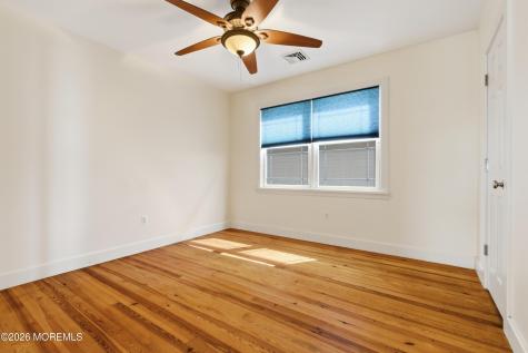 37 E Lakewood Avenue Ocean Gate NJ 08740