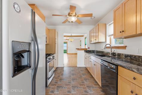 37 E Lakewood Avenue Ocean Gate NJ 08740