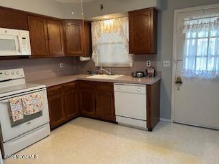 10 B Lexington Drive Manchester NJ 08759