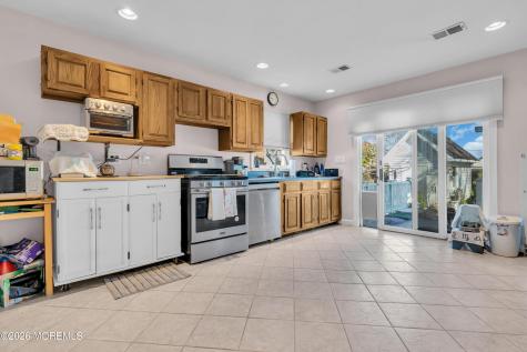 536 Princeton Avenue Brick NJ 08724