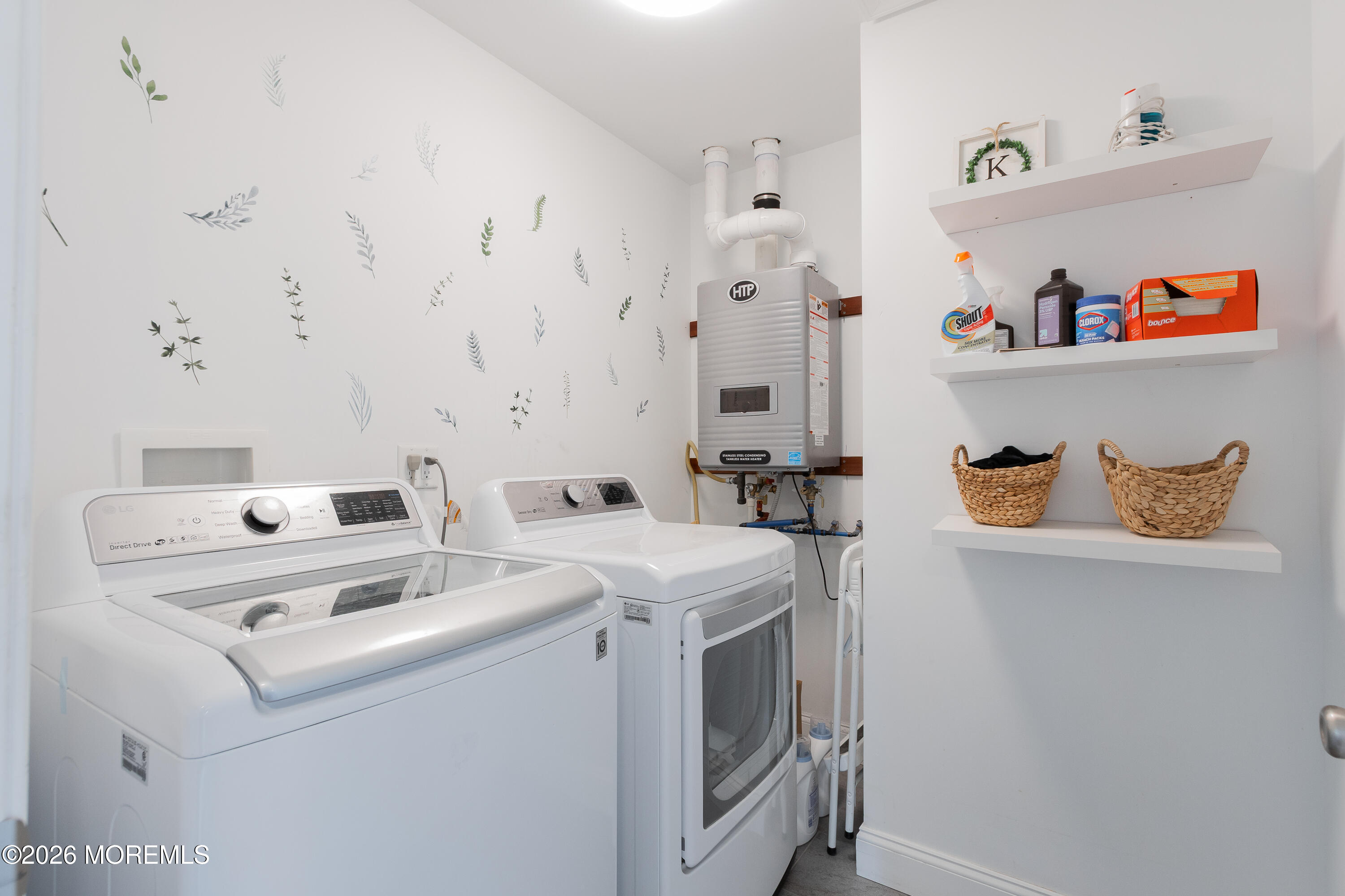 208 Hudson Avenue North Middletown NJ 07748