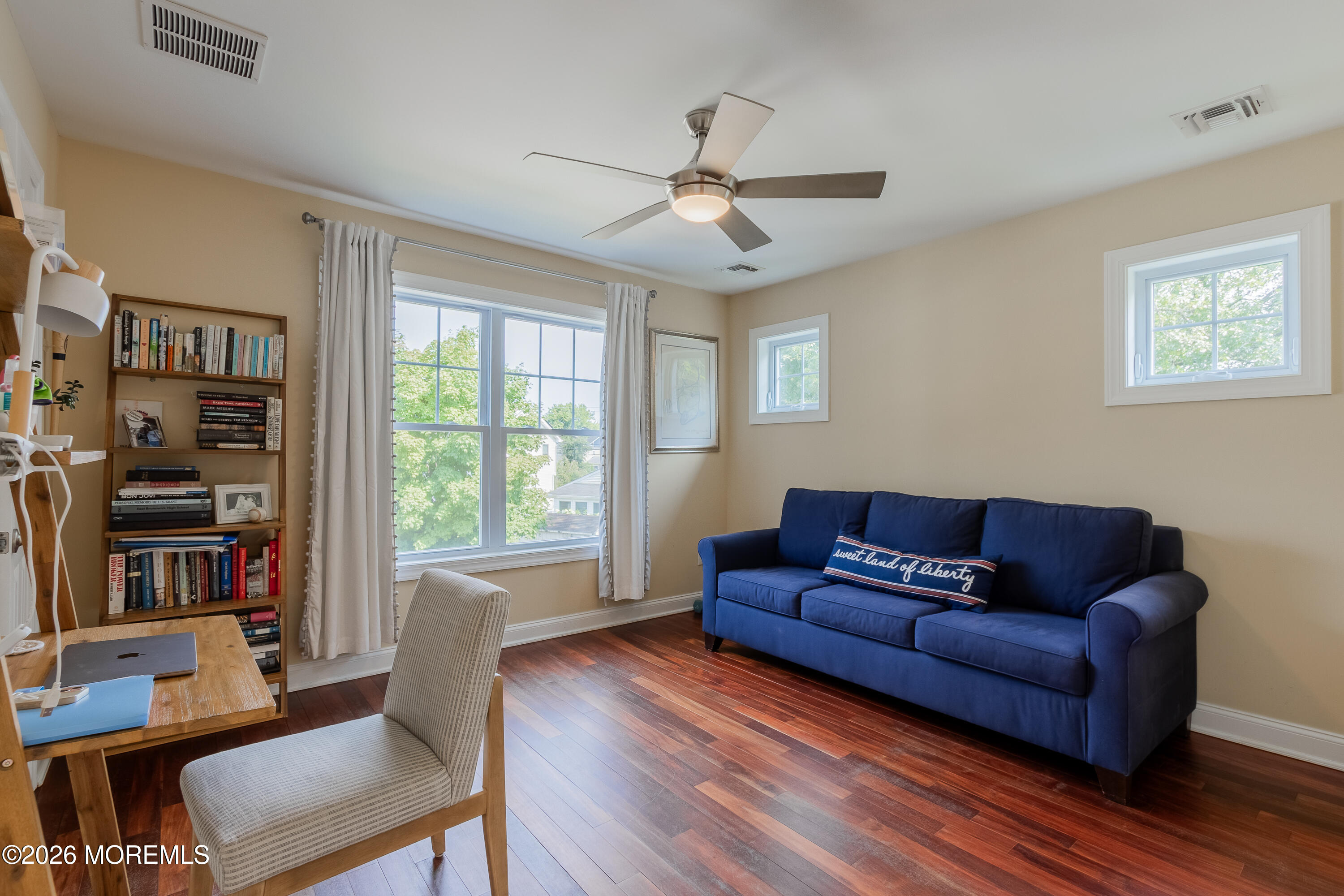 208 Hudson Avenue North Middletown NJ 07748