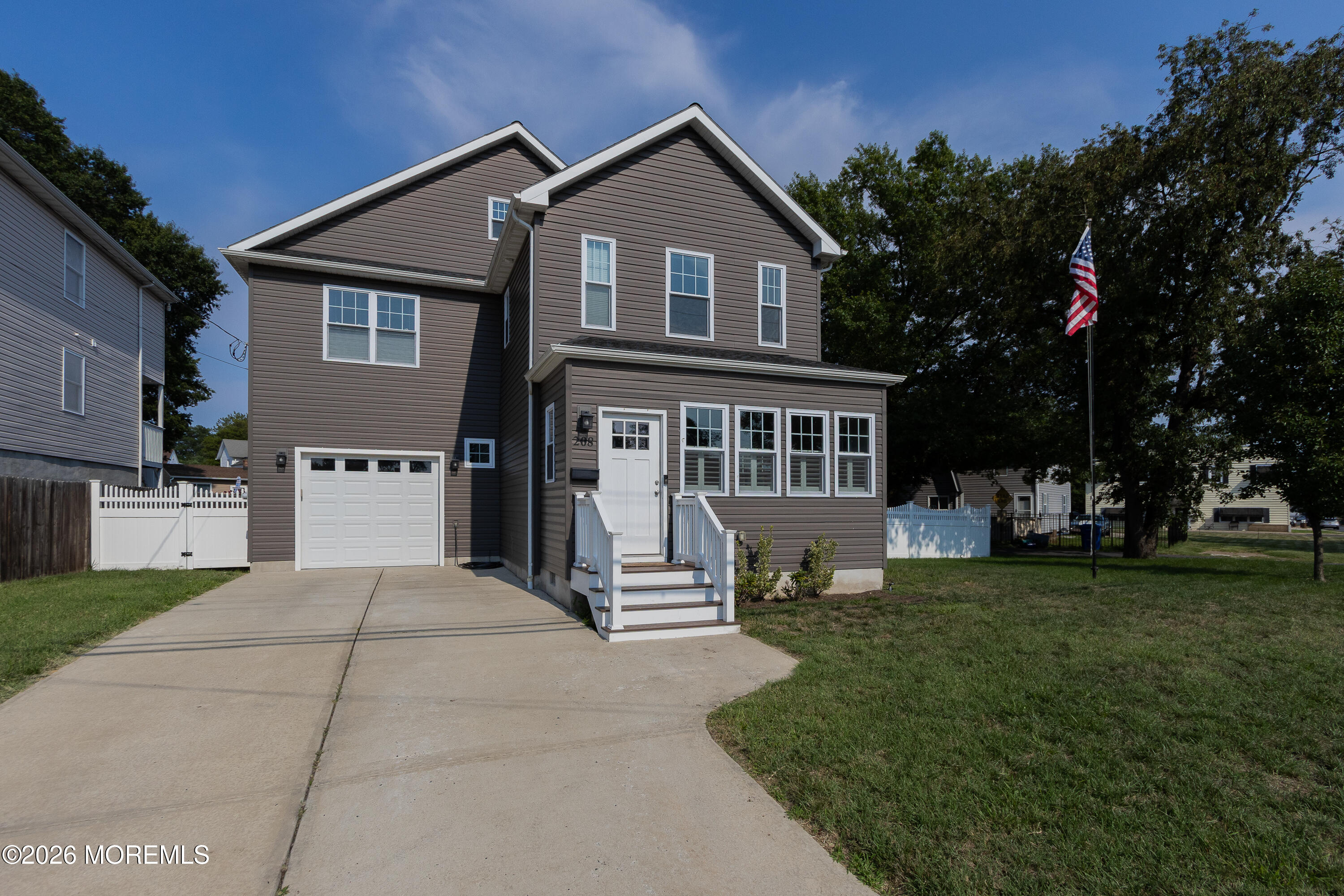 208 Hudson Avenue North Middletown NJ 07748