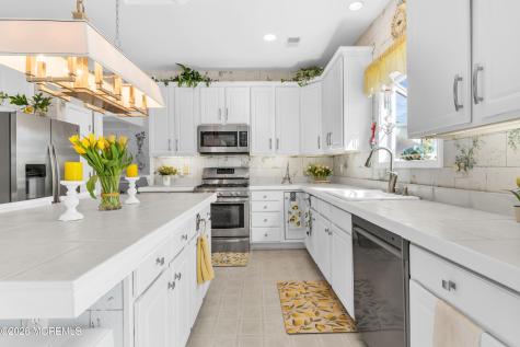 154 Bay Avenue Mantoloking NJ 08738