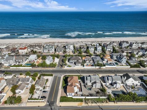 154 Bay Avenue Mantoloking NJ 08738