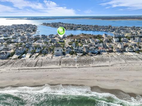154 Bay Avenue Mantoloking NJ 08738