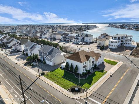 154 Bay Avenue Mantoloking NJ 08738