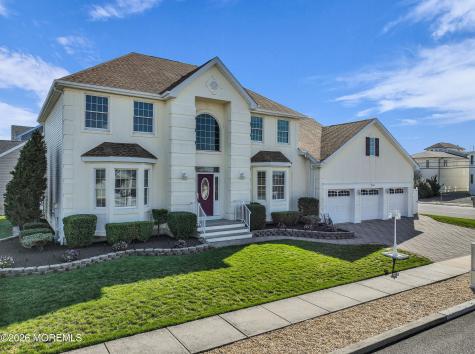 154 Bay Avenue Mantoloking NJ 08738