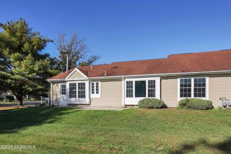 1107B Buckingham Drive Manchester NJ 08759