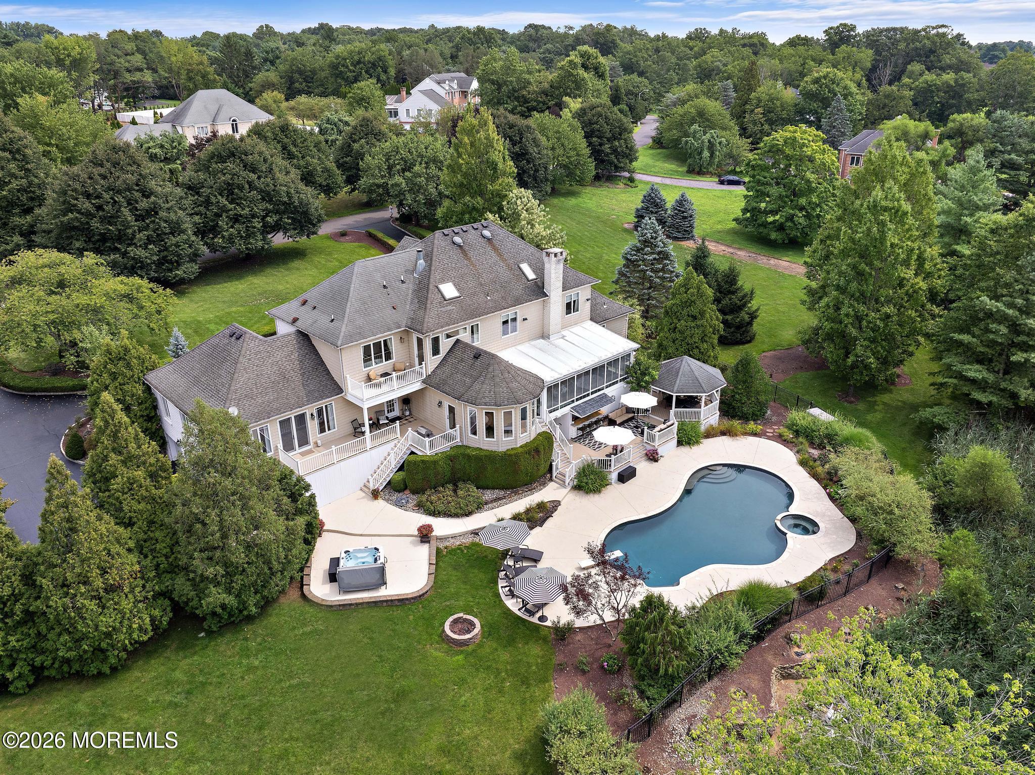 7 Twin Lakes Drive Manalapan NJ 07726