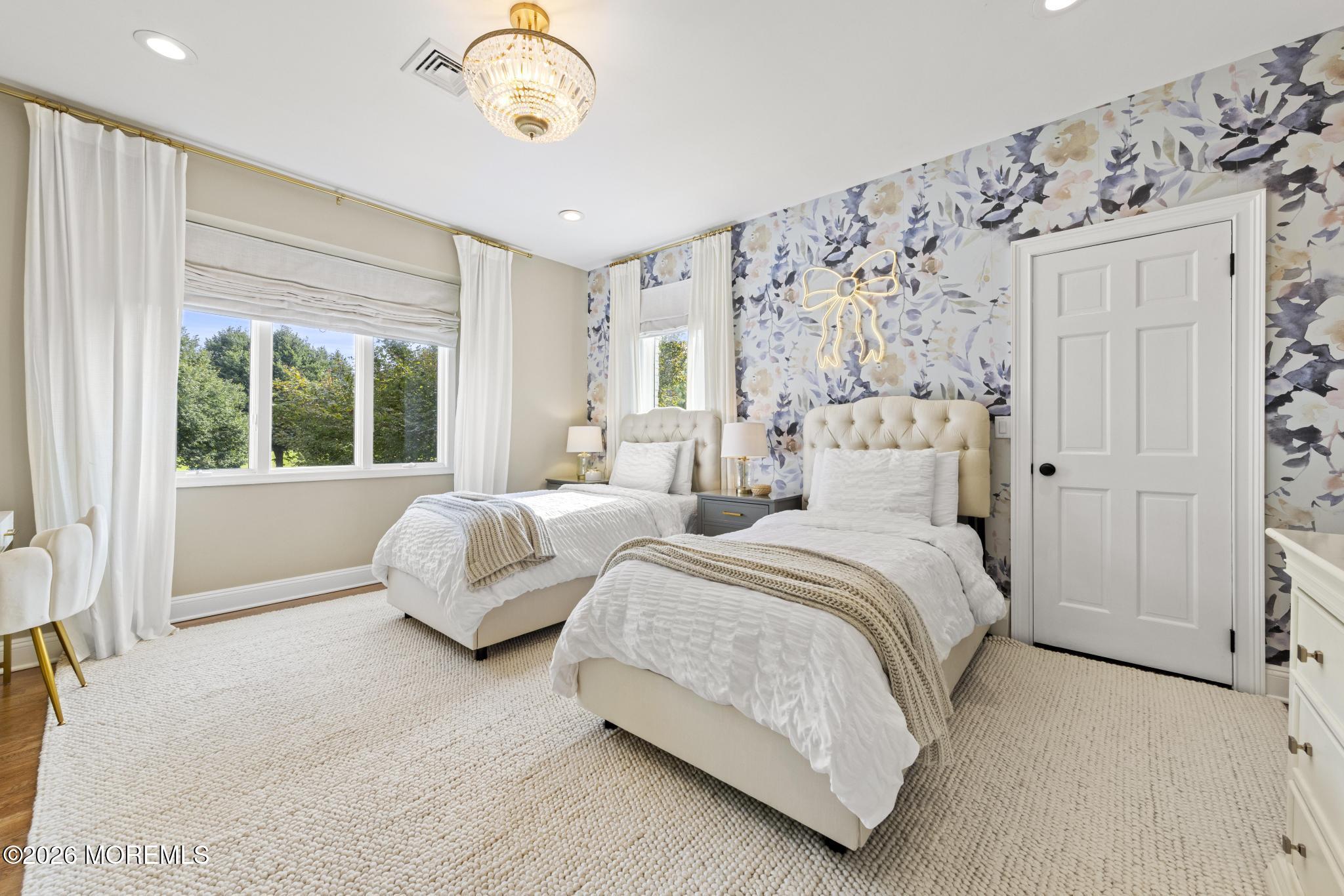 7 Twin Lakes Drive Manalapan NJ 07726