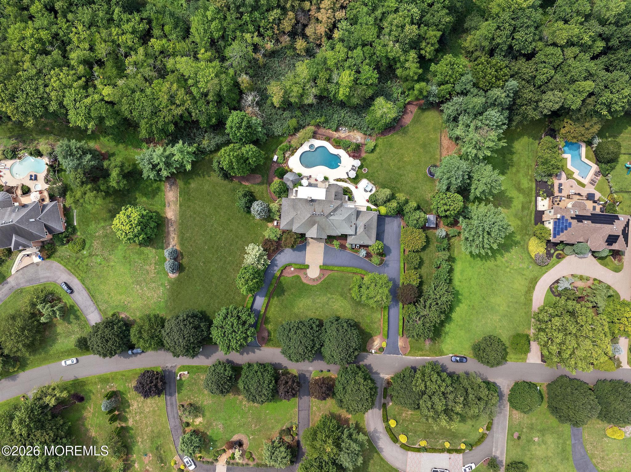 7 Twin Lakes Drive Manalapan NJ 07726