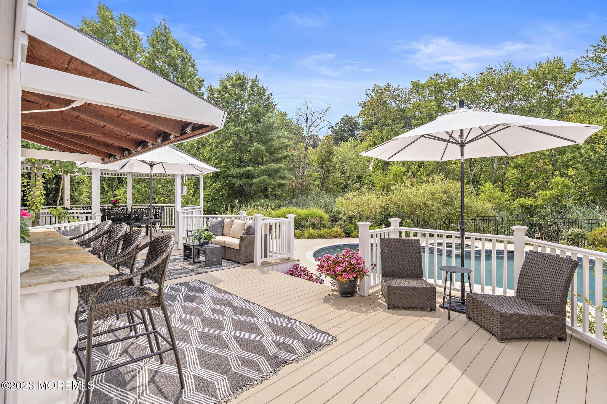 7 Twin Lakes Drive Manalapan NJ 07726