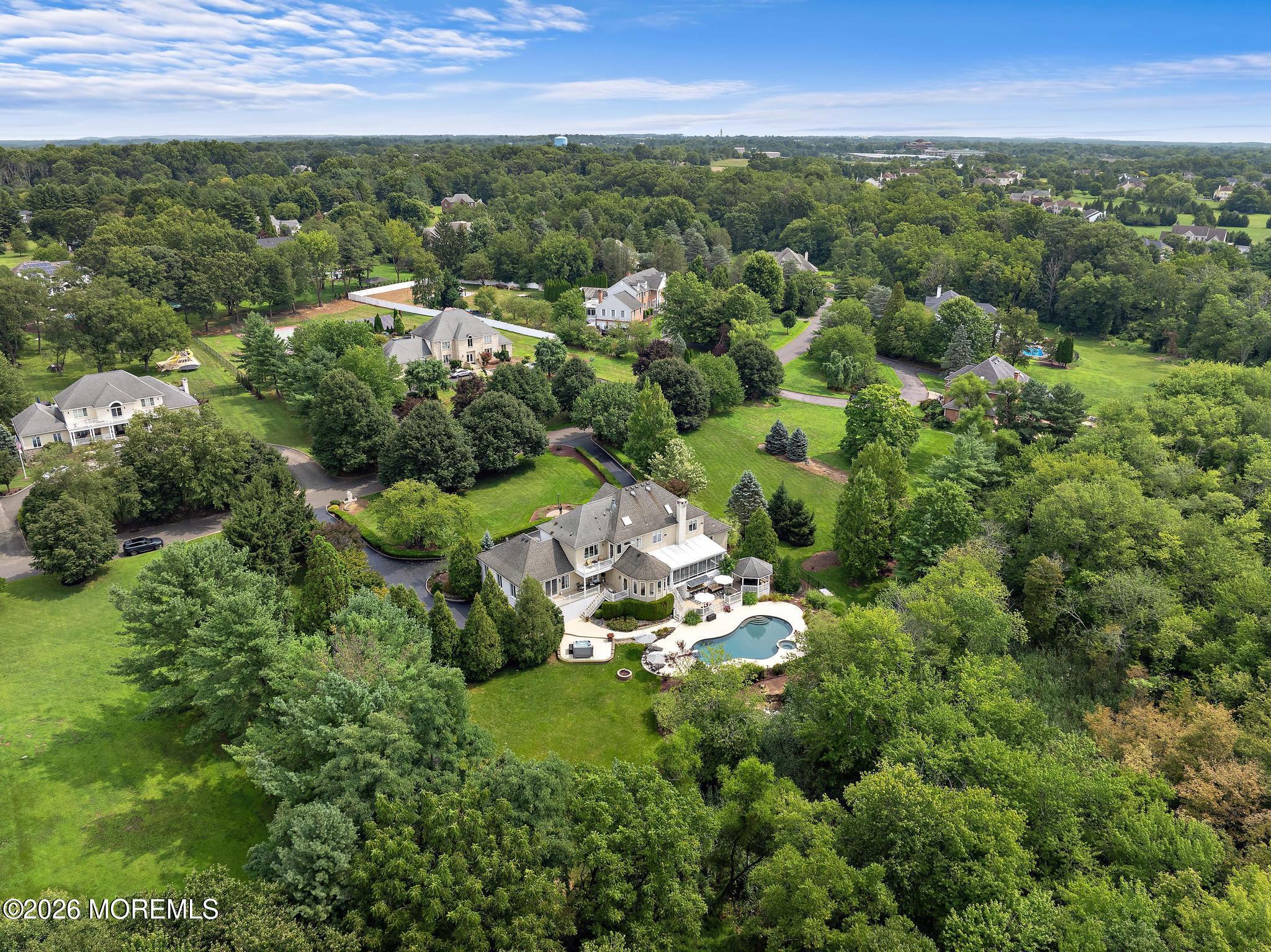 7 Twin Lakes Drive Manalapan NJ 07726