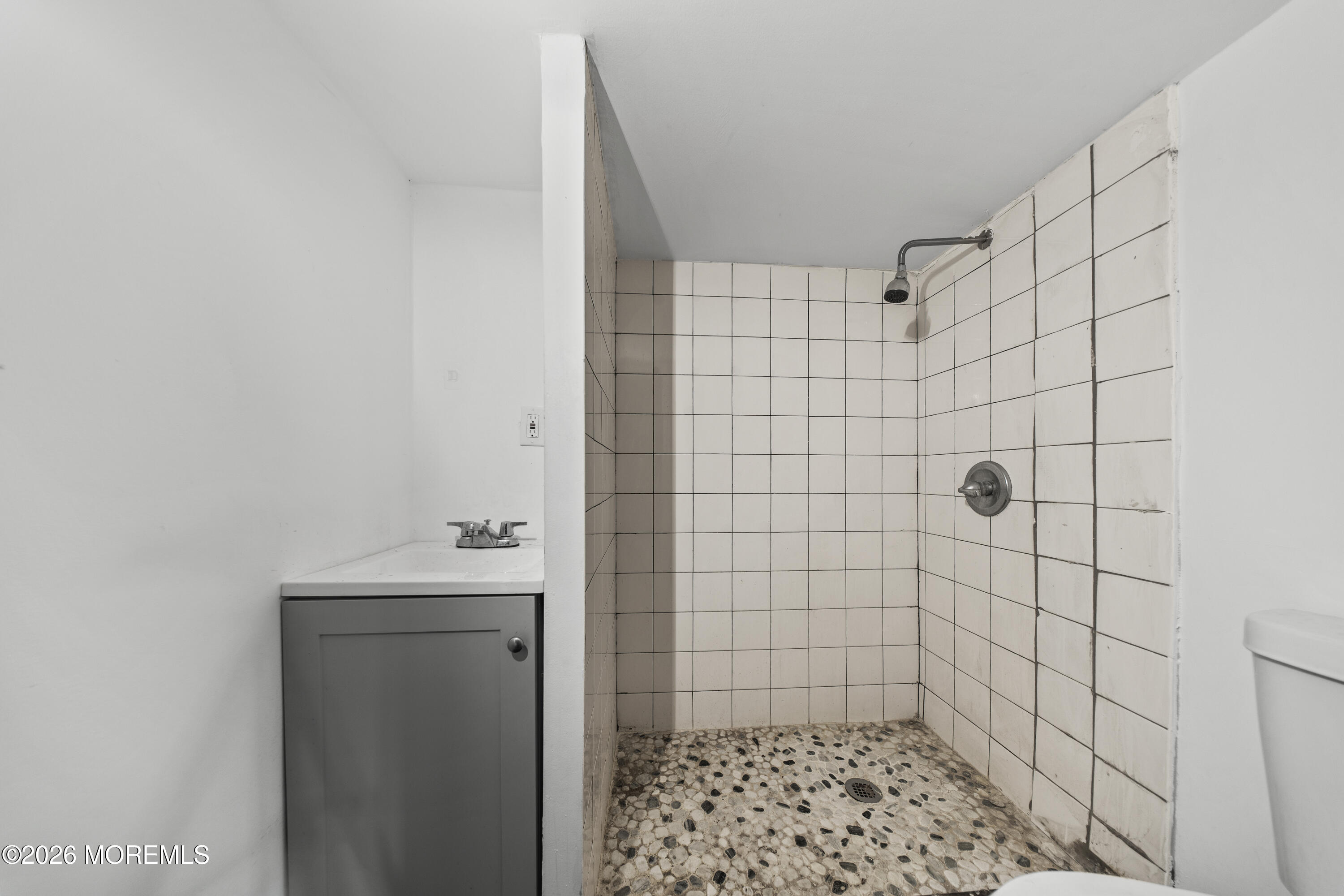 1029-1031 Kipling Road Elizabeth NJ 07208