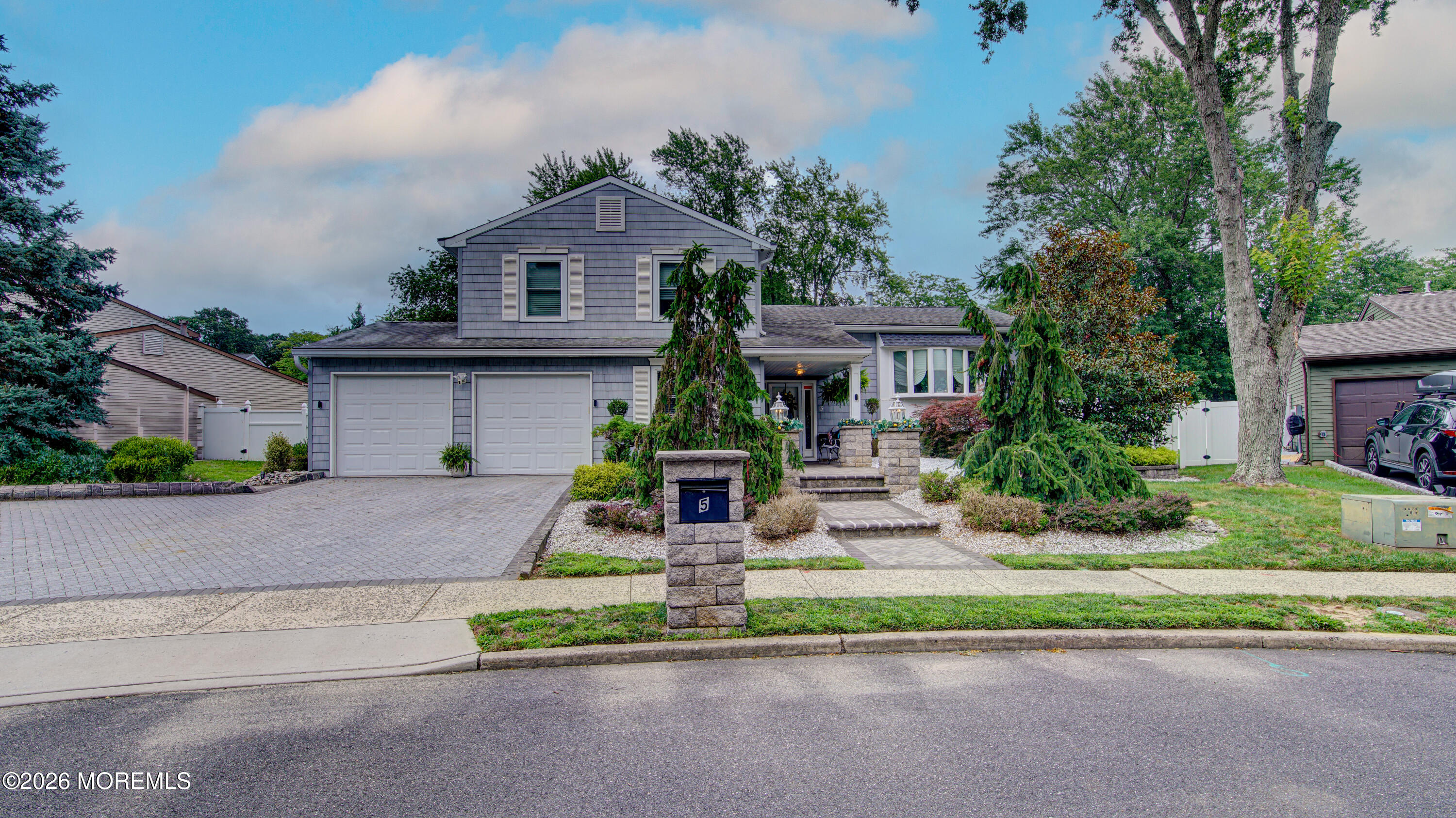 5 Bugle Court Howell NJ 07731