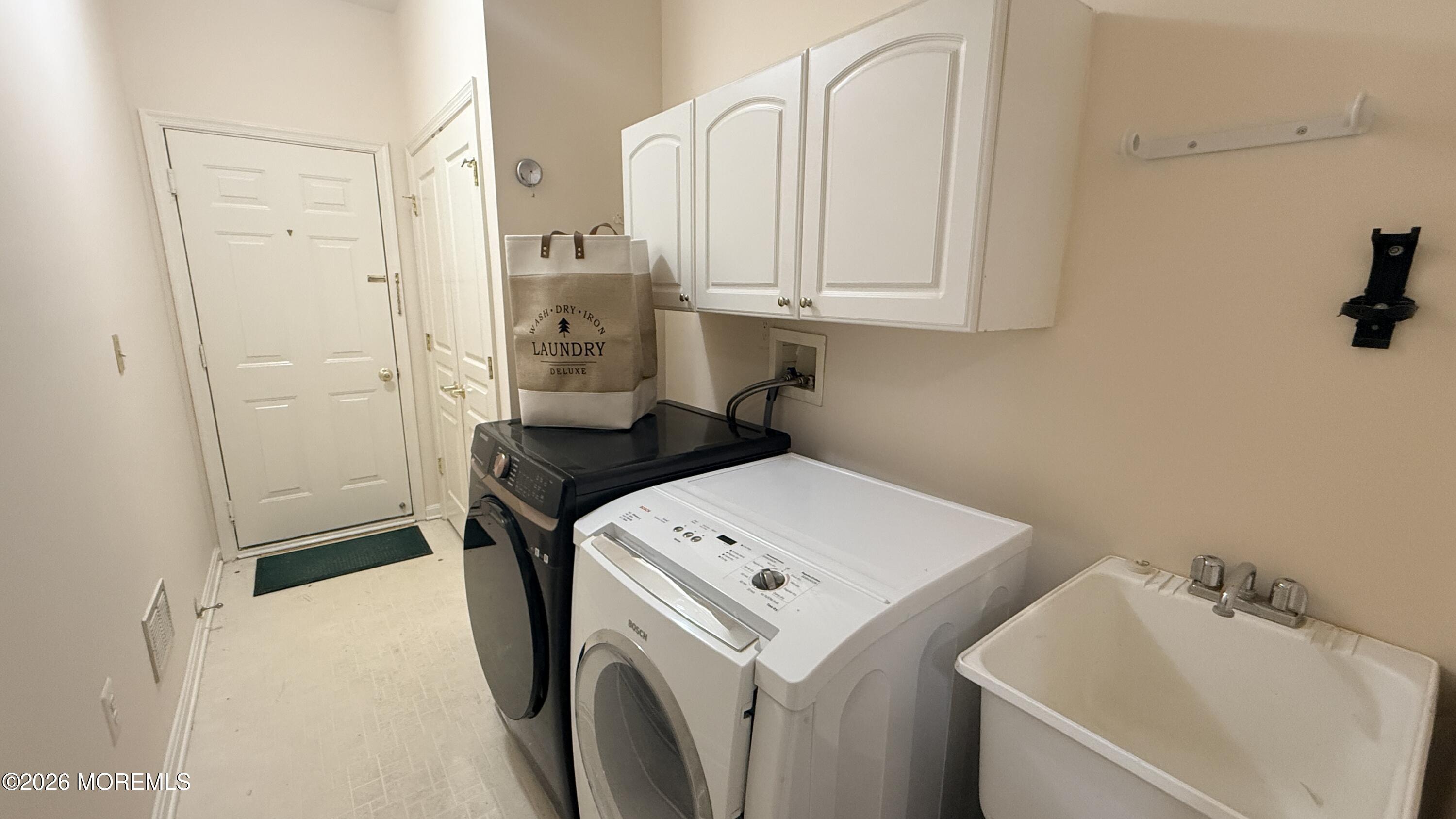 440 Bluebird Drive Monroe NJ 08831