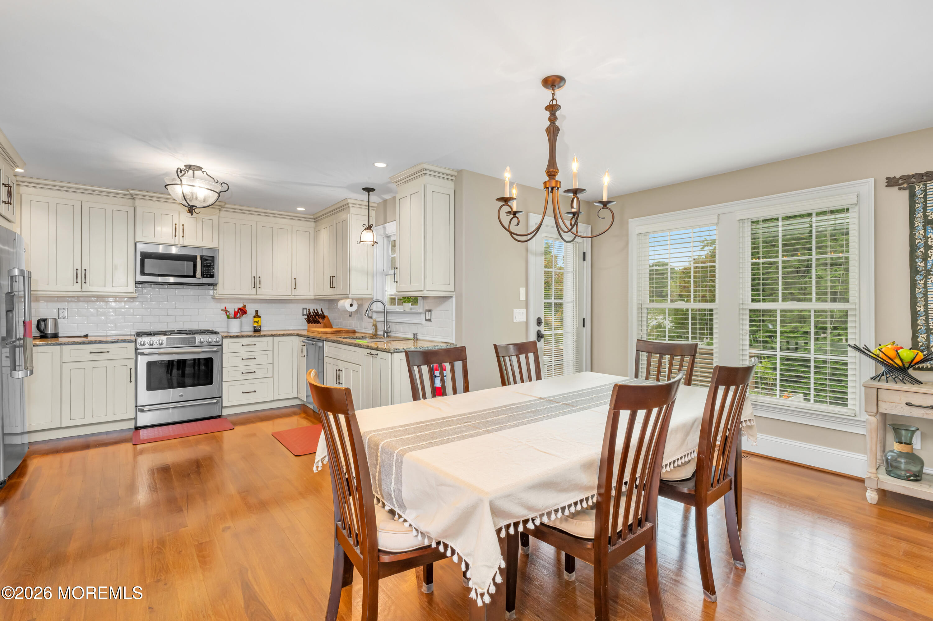253 Academy Lane Manahawkin NJ 08050